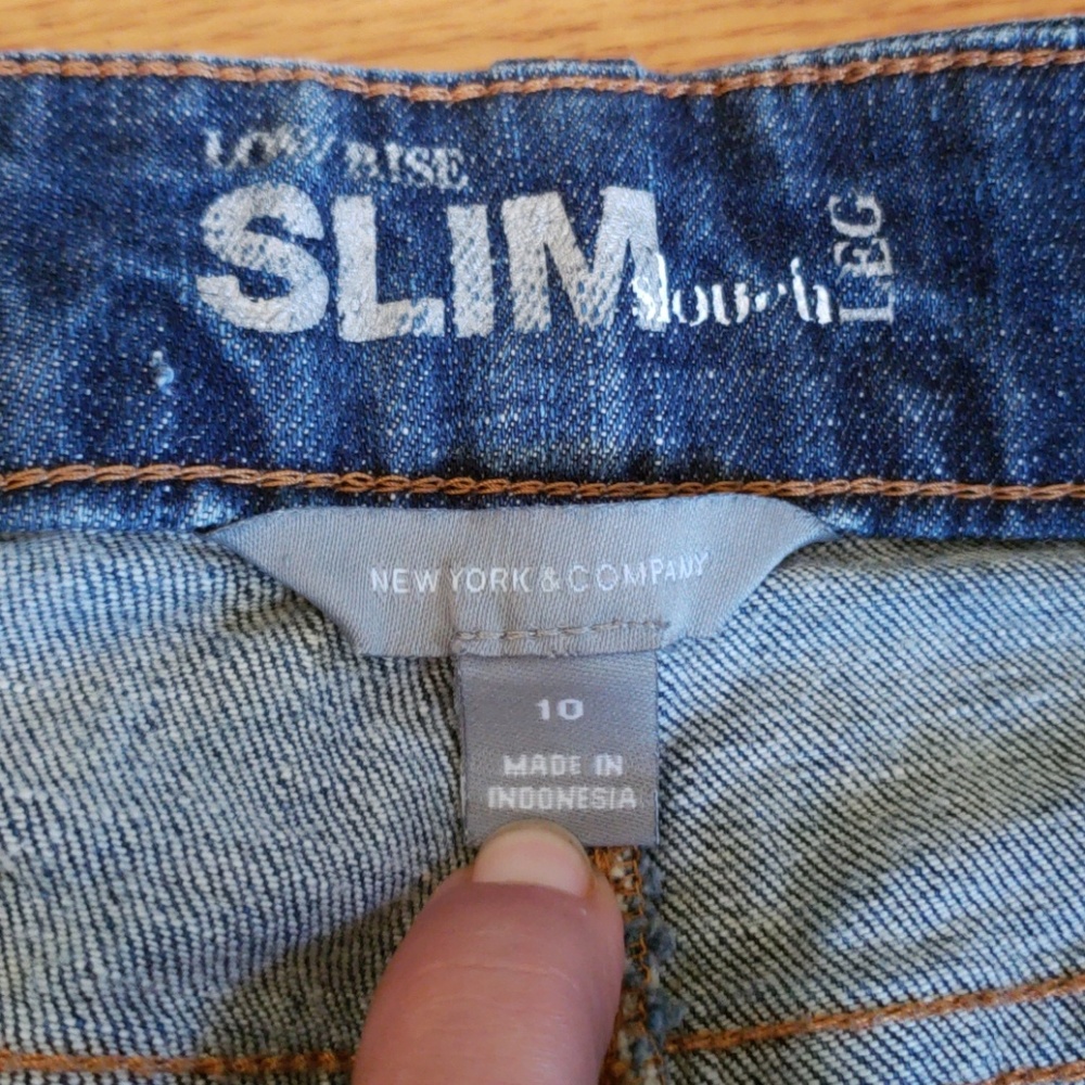 New York &Company Jeans - Picture 6 of 8